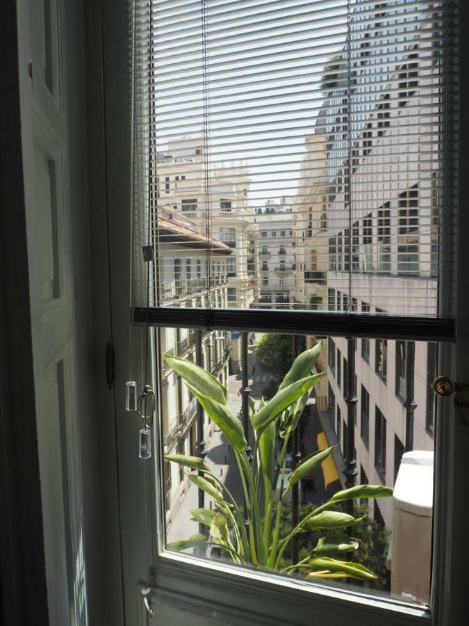 I19 - One Bedroom Apartment Madrid Luaran gambar