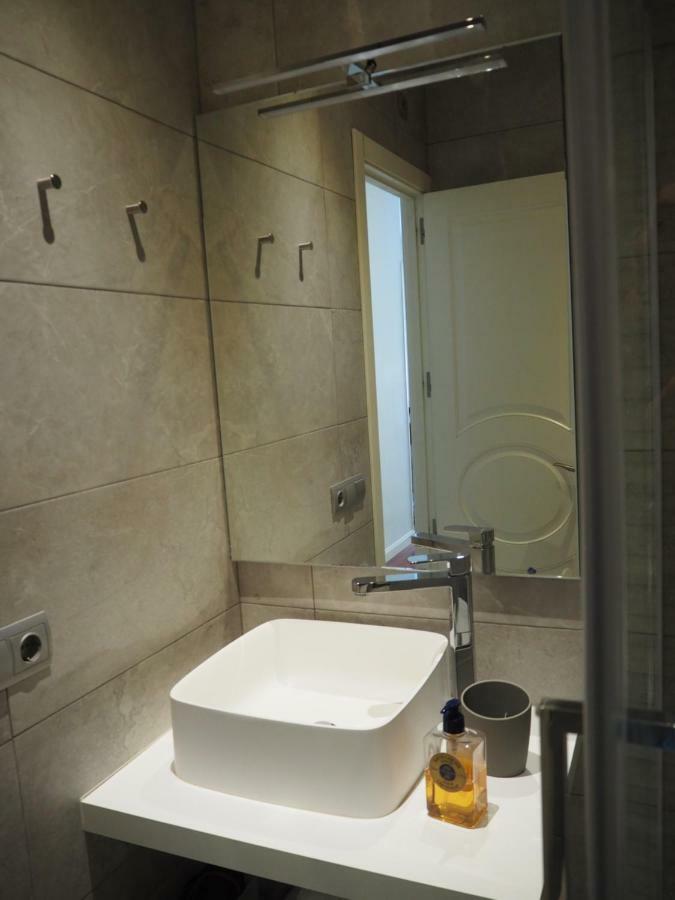 I19 - One Bedroom Apartment Madrid Luaran gambar